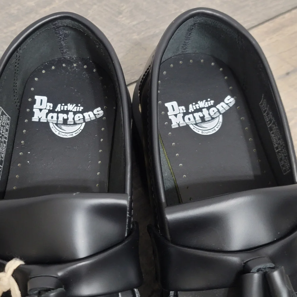Dr. Martens dr martensadrian